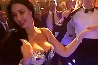 Sofinar Safinaz Hot belly dancer huge tits 46 sec