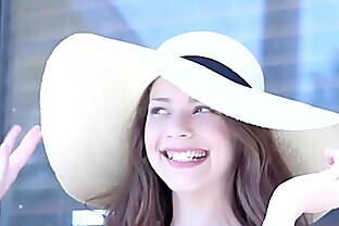 Teen Avri Norwood Masturbating Outdoor