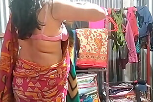 Village Married Wife Fucking Doggystyle in There Home With Night