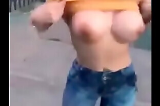 Street streptease