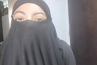 Real Horny Amateur Arab Wife Squirting On Her Niqab Masturbates While Husband Praying HIJAB PORN poster