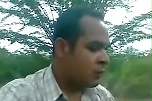सुनीता को खेत में चोदा