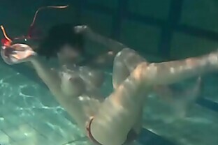 Super hot Anna Siskina with big tits in the swimming pool